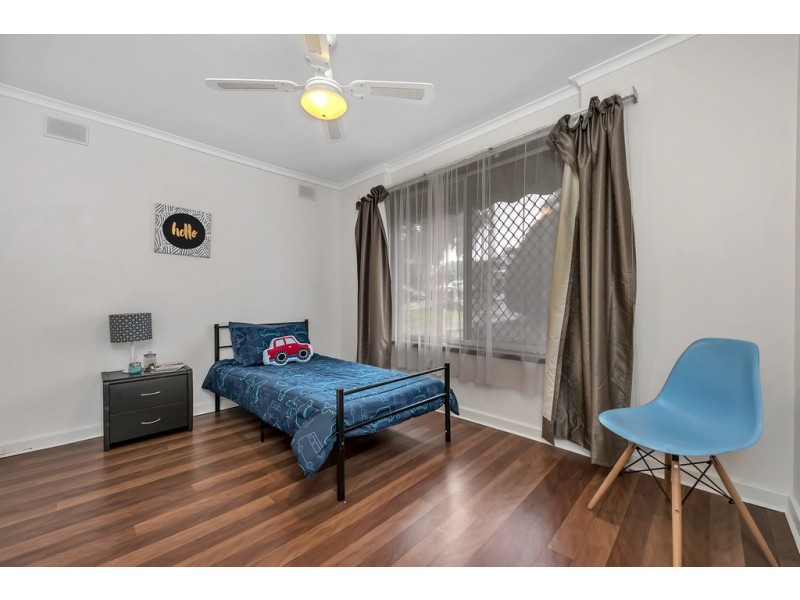 16 Montana Drive, Happy Valley SA 5159