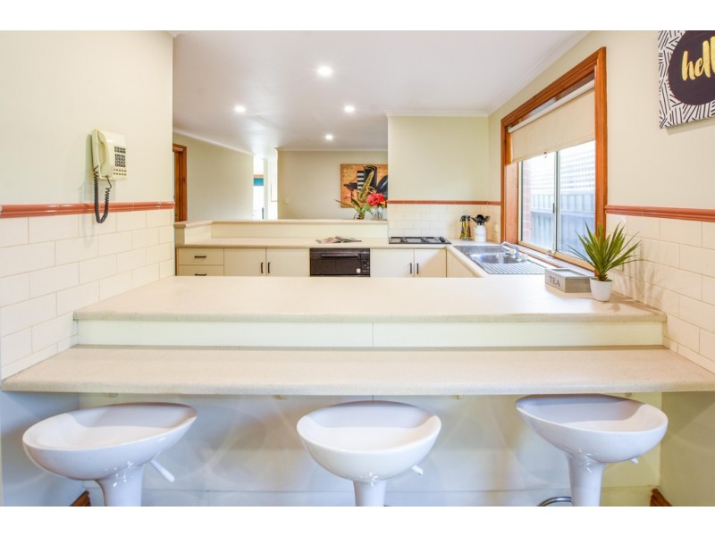 88a Reynell Road, Woodcroft SA 5162