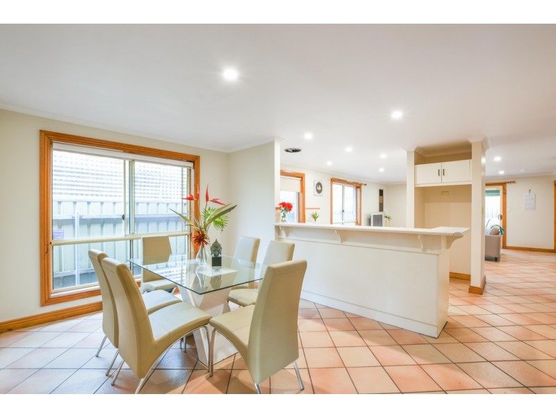 88a Reynell Road, Woodcroft SA 5162