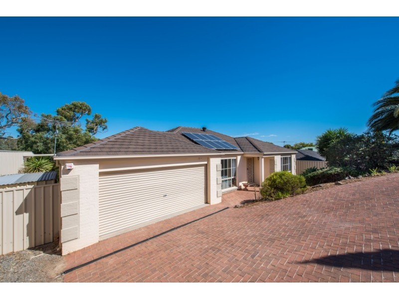 8 Kings Hill Cir, Onkaparinga Hills SA 5163