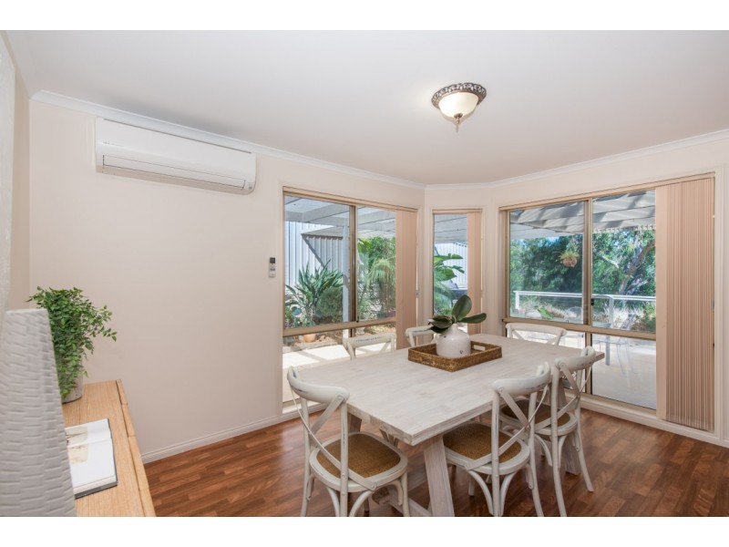 8 Kings Hill Cir, Onkaparinga Hills SA 5163