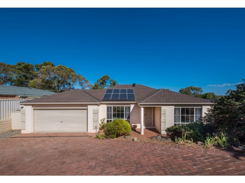 8 Kings Hill Cir, Onkaparinga Hills SA 5163