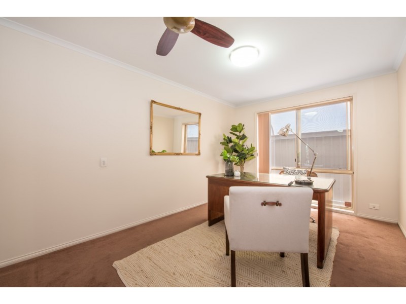 8 Kings Hill Cir, Onkaparinga Hills SA 5163