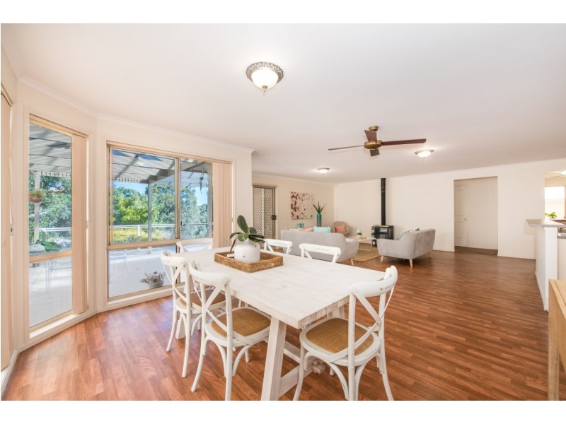8 Kings Hill Cir, Onkaparinga Hills SA 5163