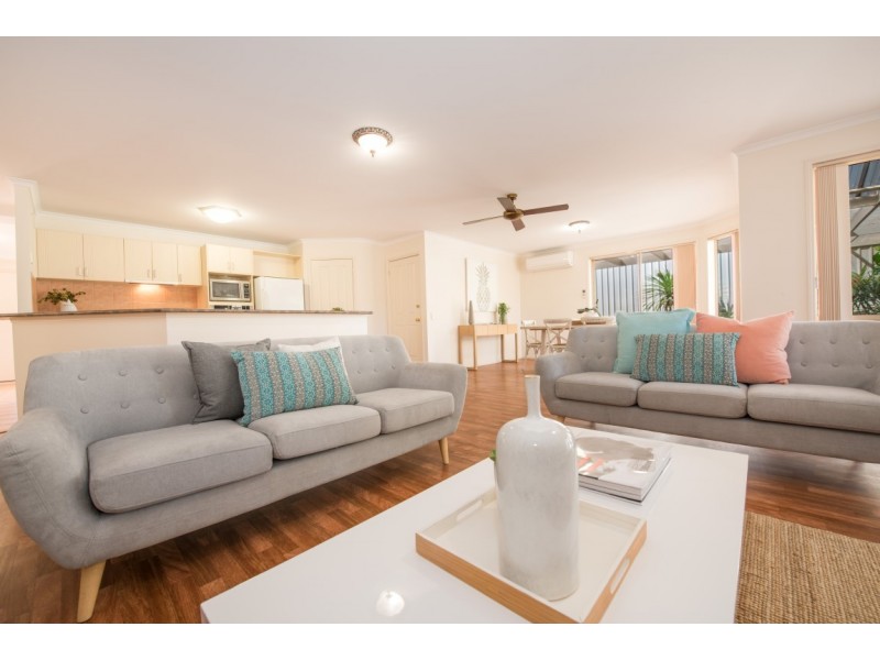 8 Kings Hill Cir, Onkaparinga Hills SA 5163