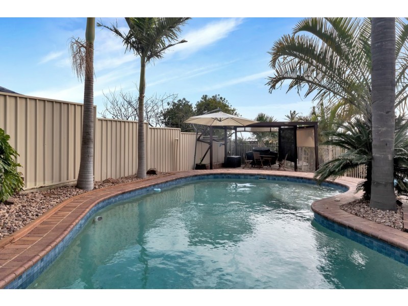 6 Safari Court, Hallett Cove SA 5158