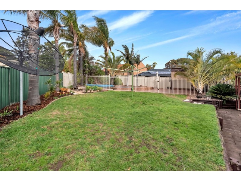 6 Safari Court, Hallett Cove SA 5158