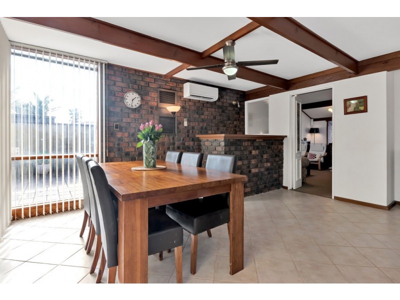 6 Safari Court, Hallett Cove SA 5158