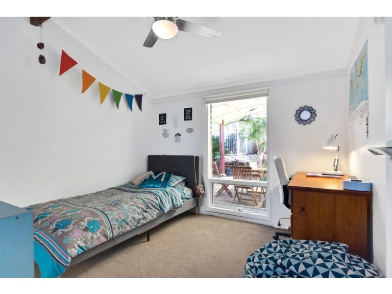 6 Safari Court, Hallett Cove SA 5158