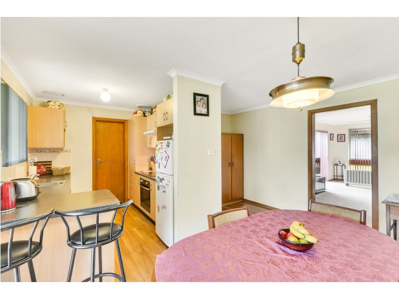 9 Regent Street, Morphett Vale SA 5162