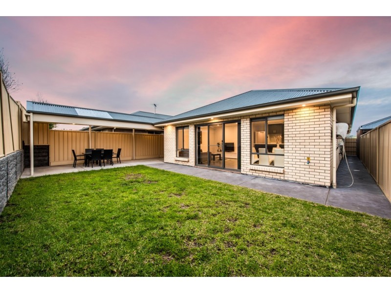 10 Derrick Street, Seaford Meadows SA 5169