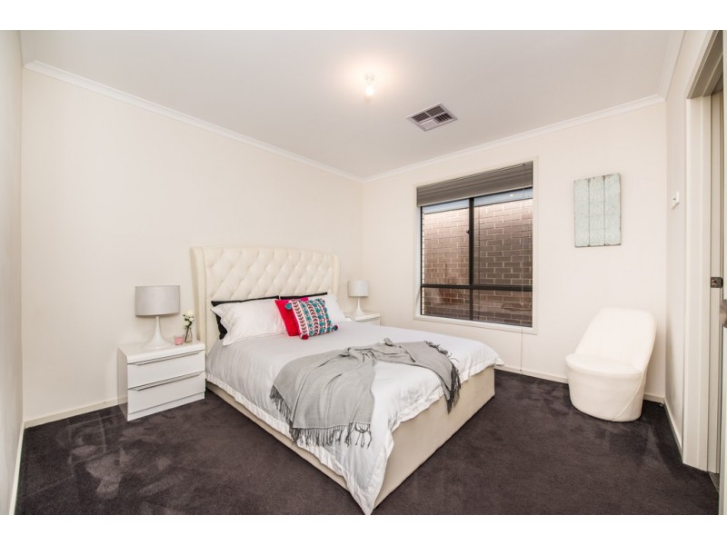 10 Derrick Street, Seaford Meadows SA 5169