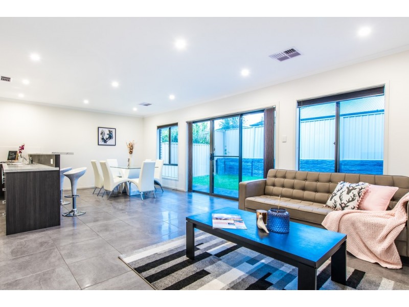 10 Derrick Street, Seaford Meadows SA 5169