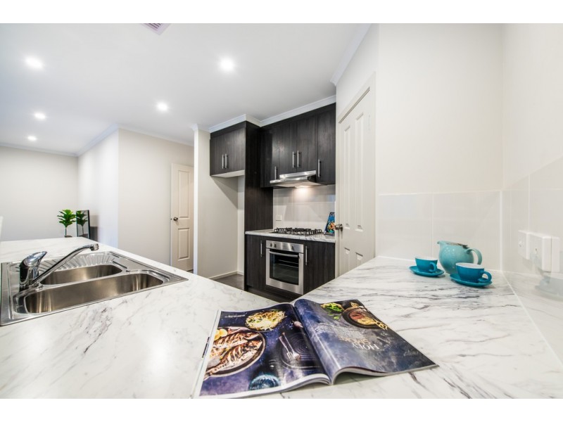 10 Derrick Street, Seaford Meadows SA 5169