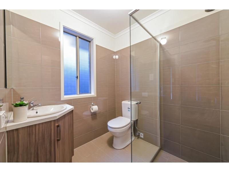 9 Dampier Road, Seaford Meadows SA 5169
