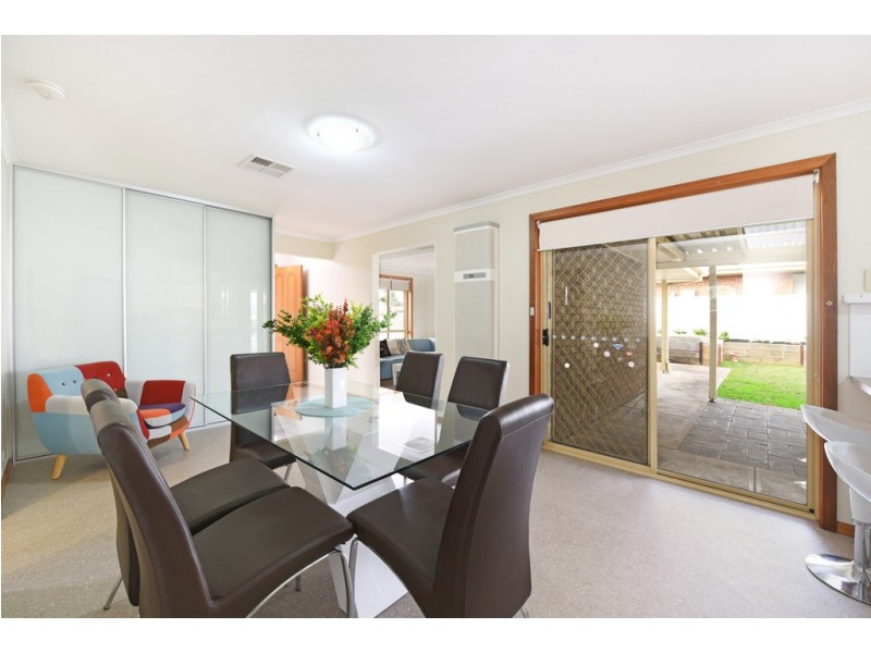 4 Scott Court, Woodcroft SA 5162