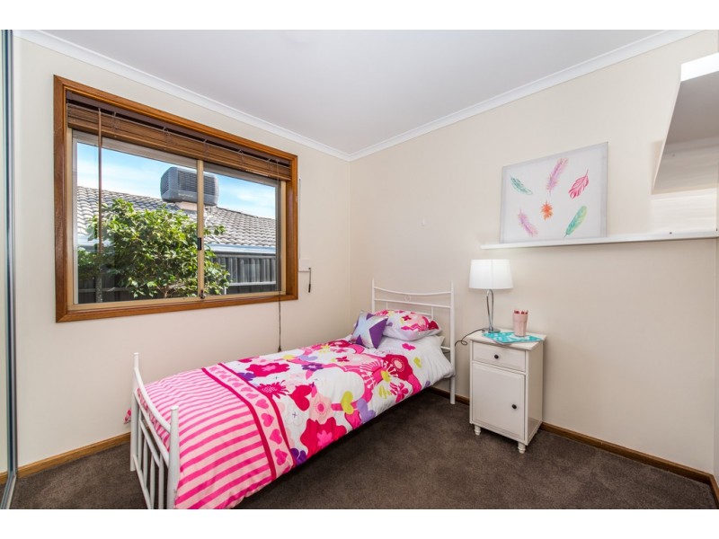 4 Scott Court, Woodcroft SA 5162