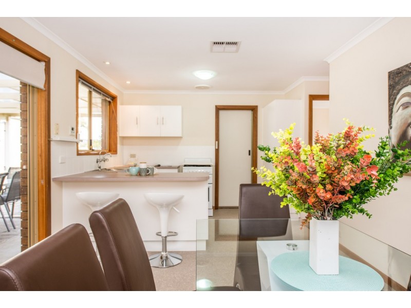 4 Scott Court, Woodcroft SA 5162