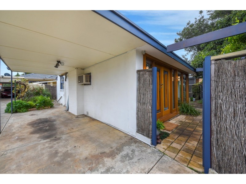 28 Cungena Avenue, Park Holme SA 5043