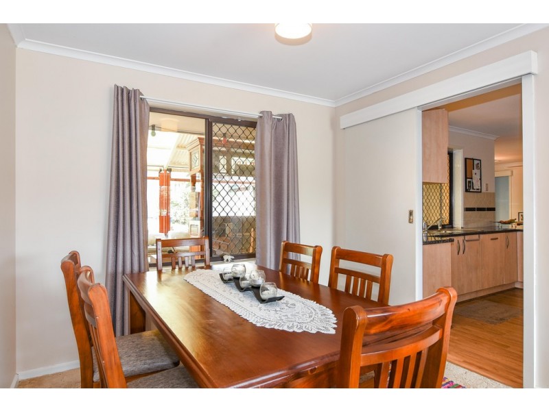 7 Wayne court, Huntfield Heights SA 5163