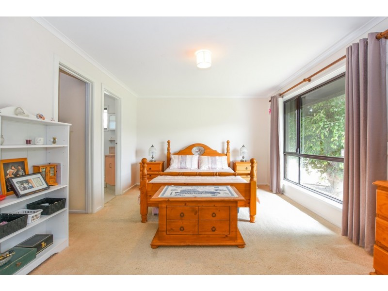 7 Wayne court, Huntfield Heights SA 5163