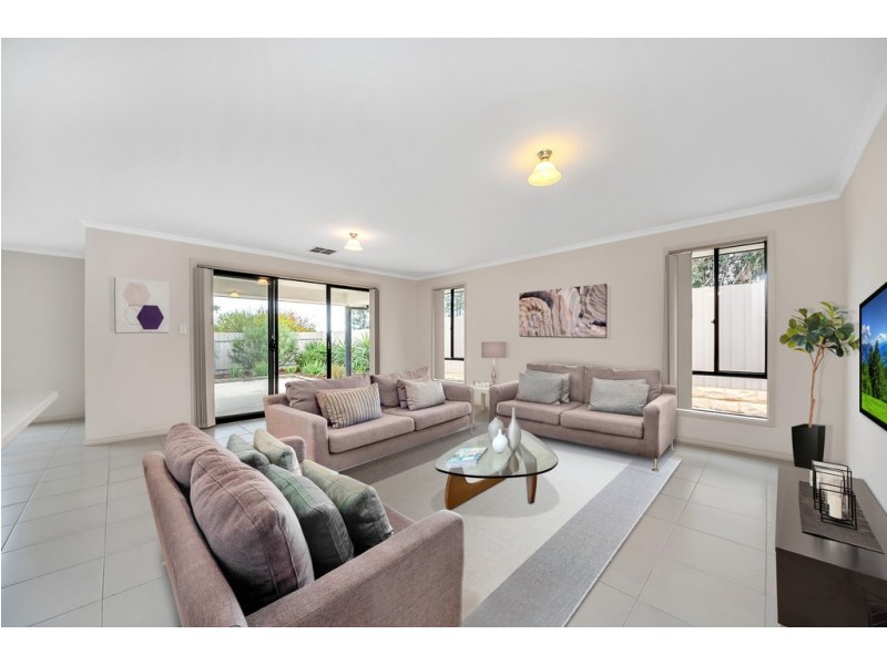 21 Sandy Lane, Hackham SA 5163