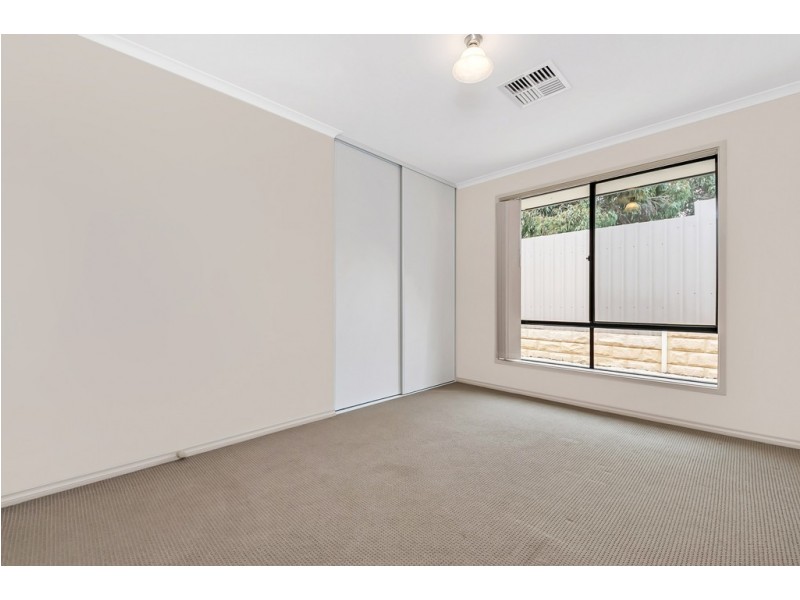 21 Sandy Lane, Hackham SA 5163