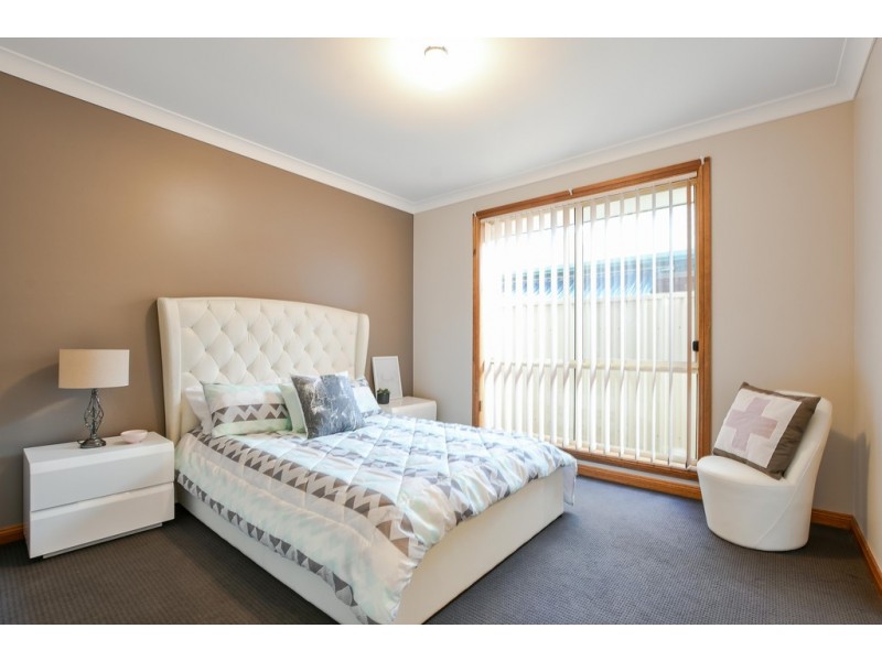 18 Windlass Square, Seaford Rise SA 5169