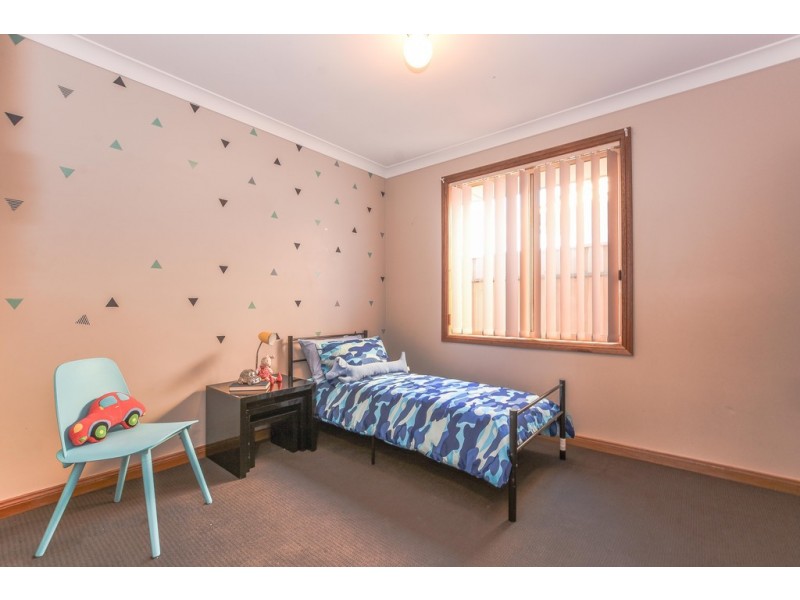 18 Windlass Square, Seaford Rise SA 5169