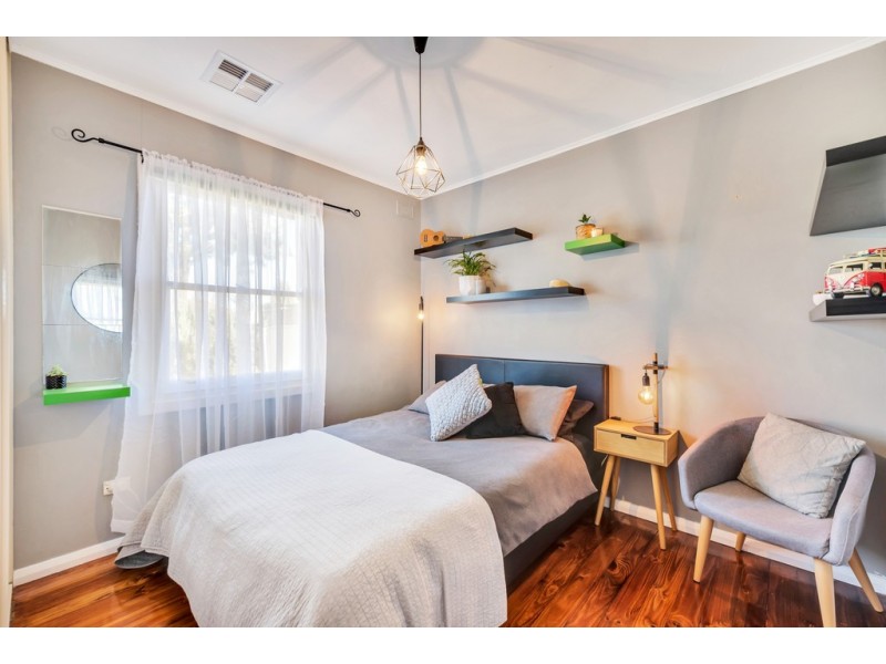 4 King Street, Christies Beach SA 5165