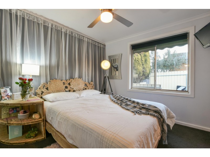 21 Loman Street, Morphett Vale SA 5162