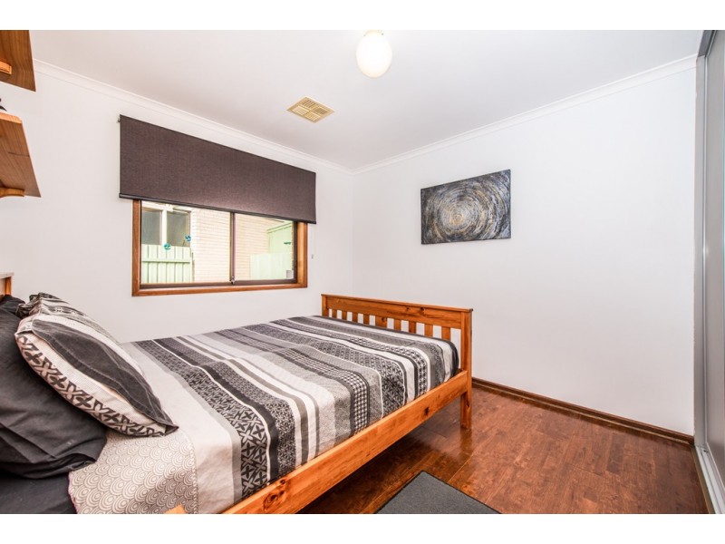 4 Greenlees Parade, Aldinga Beach SA 5173