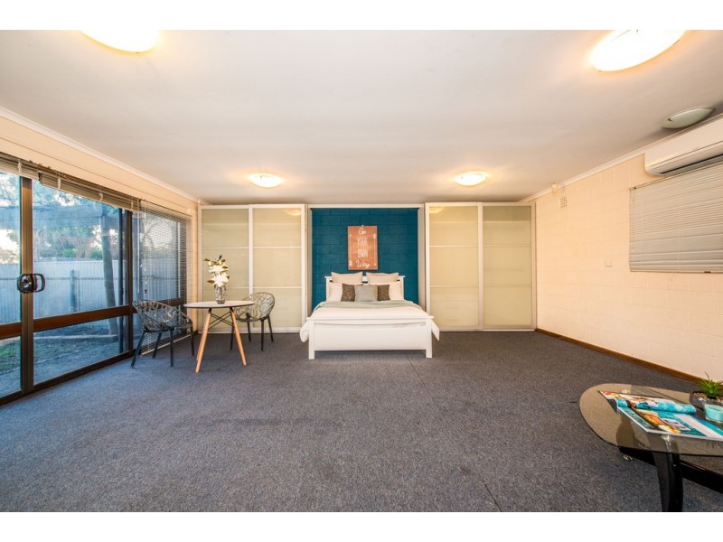 2 Vienna Avenue, Aberfoyle Park SA 5159