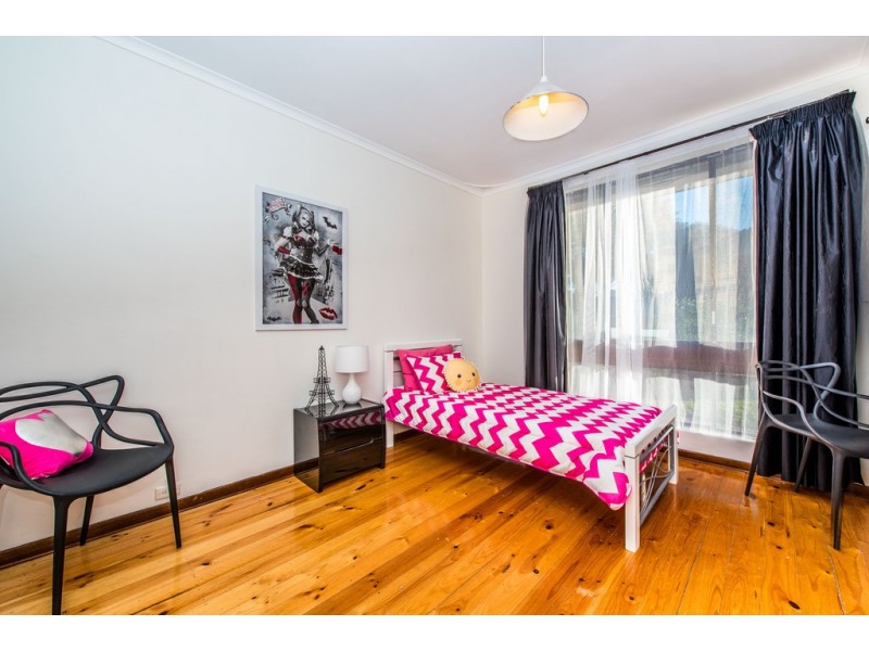 2 Vienna Avenue, Aberfoyle Park SA 5159