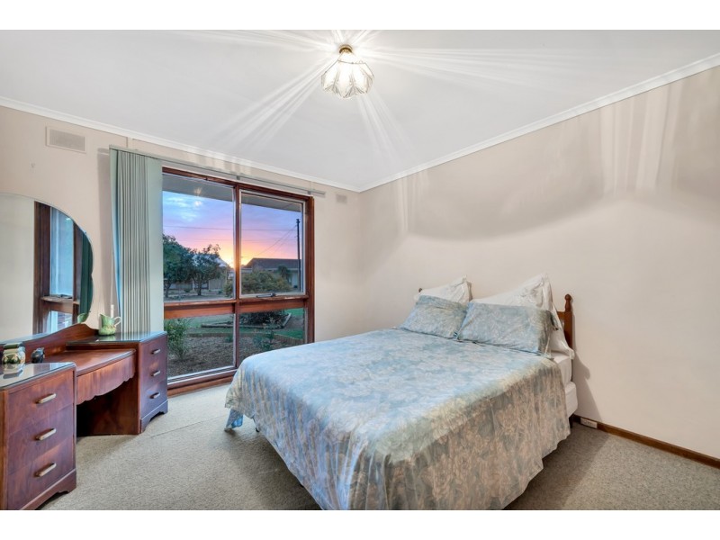 16 Angel Ave, Seaford SA 5169