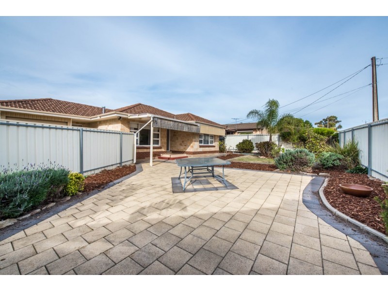 30 Kentwood Road, Morphett Vale SA 5162