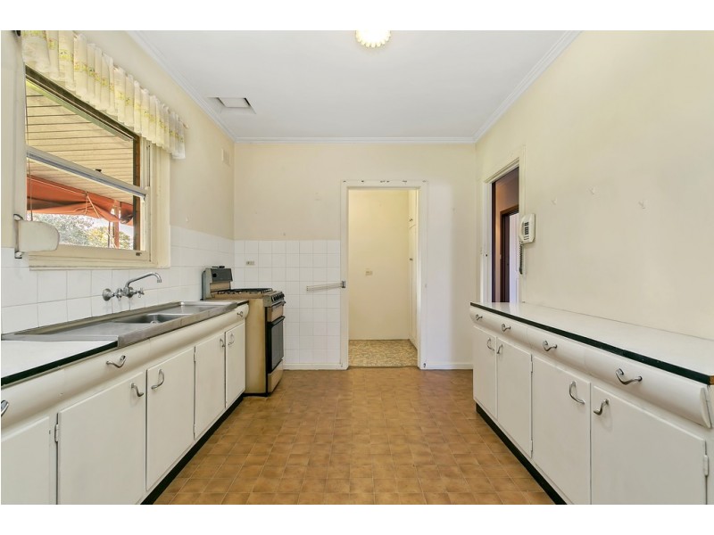 58 Mooringe Avenue, North Plympton SA 5037