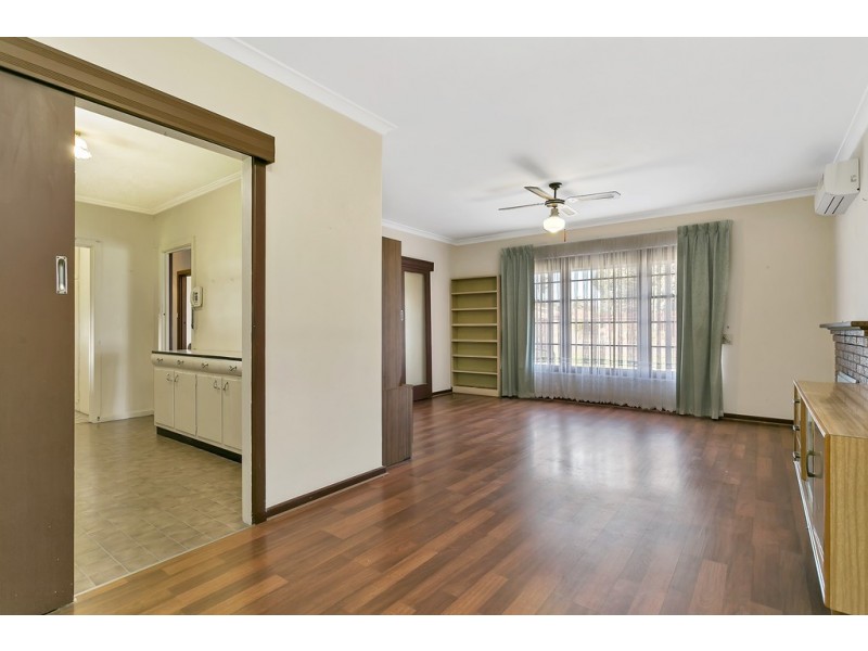 58 Mooringe Avenue, North Plympton SA 5037