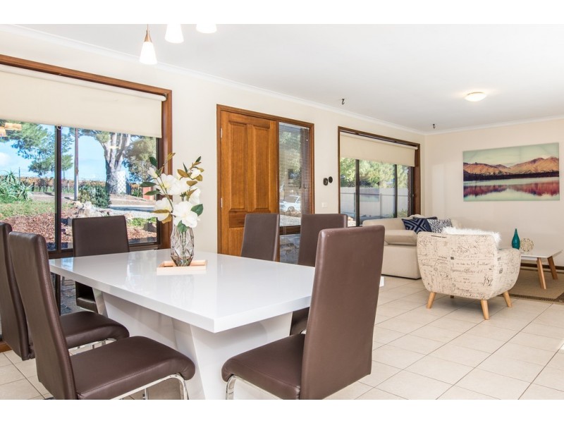 13 Reynell Road, Old Reynella SA 5161