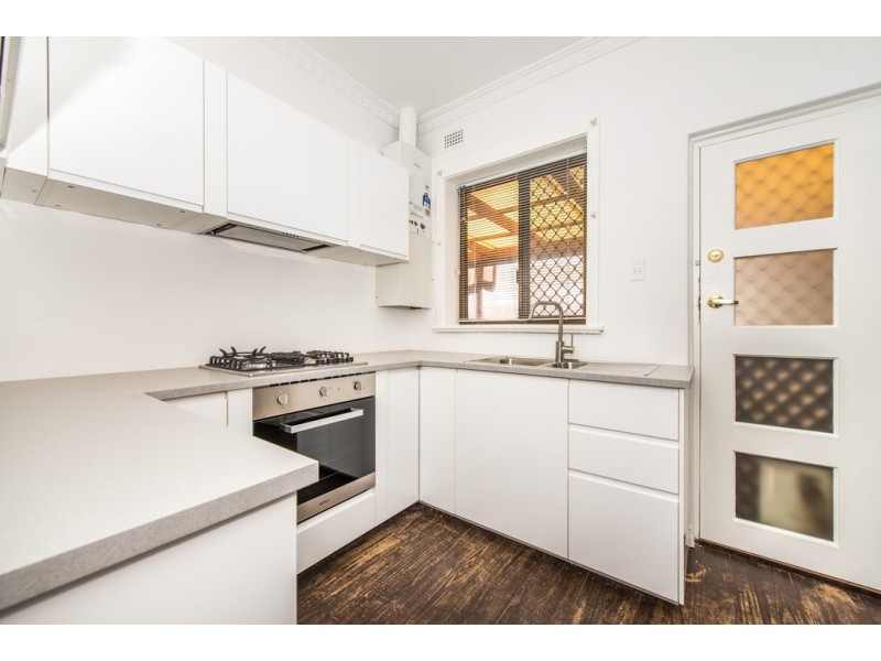 2/9 Newhaven Road, Glenelg North SA 5045