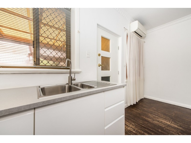 2/9 Newhaven Road, Glenelg North SA 5045