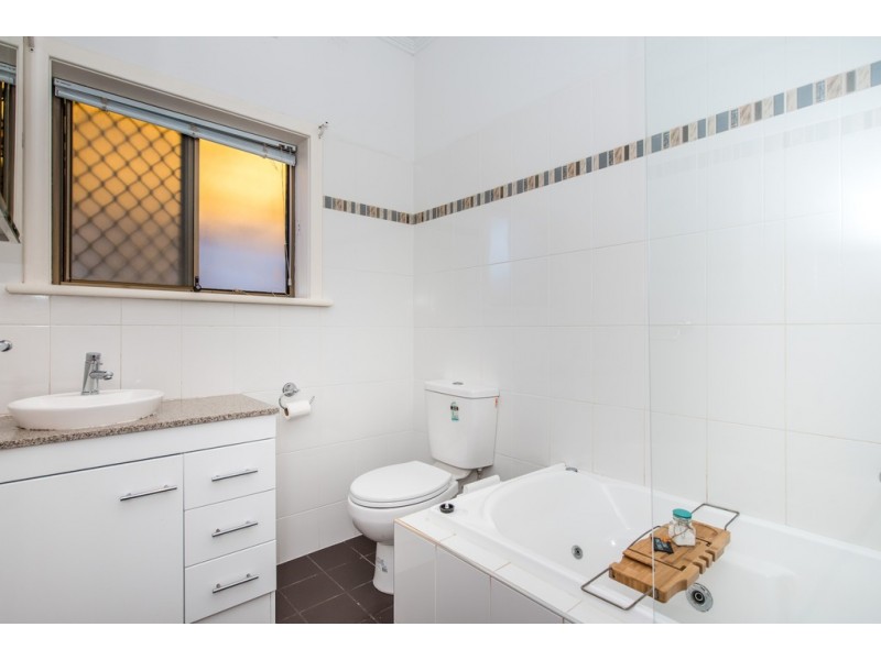 2/9 Newhaven Road, Glenelg North SA 5045