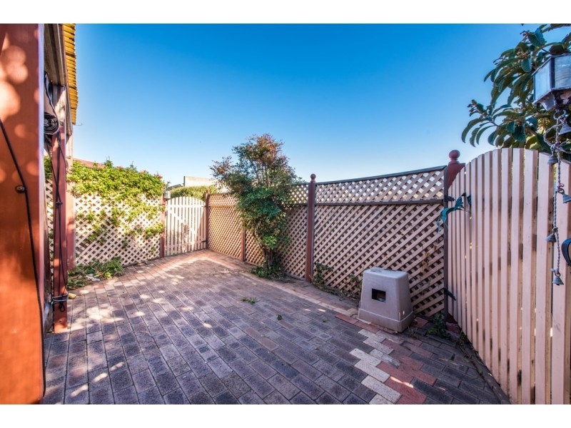 2/9 Newhaven Road, Glenelg North SA 5045