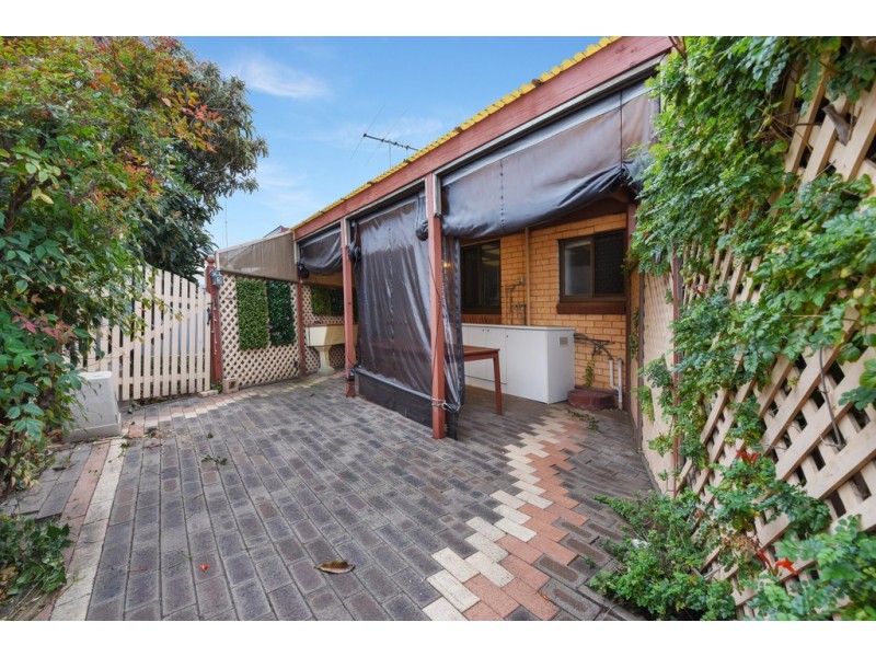 2/9 Newhaven Road, Glenelg North SA 5045
