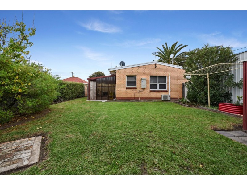 2/9 Newhaven Road, Glenelg North SA 5045