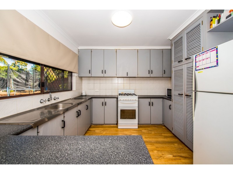 4 Rix Court, Trott Park SA 5158