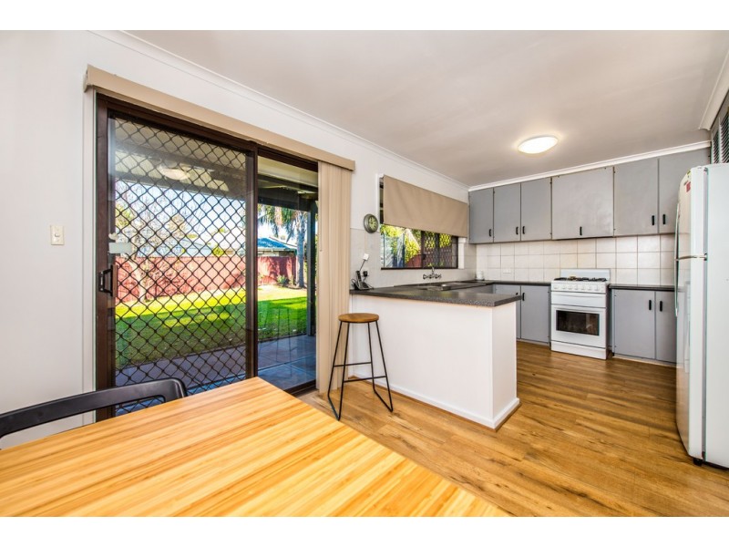 4 Rix Court, Trott Park SA 5158