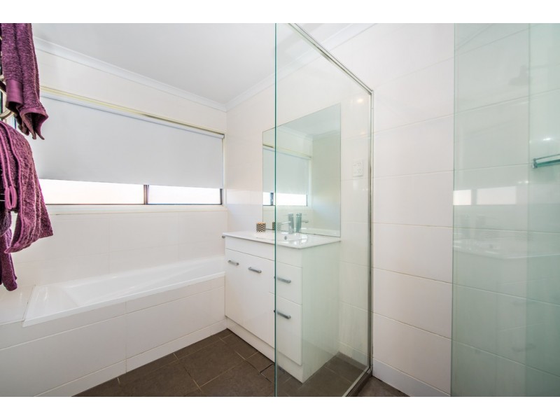 4 Rix Court, Trott Park SA 5158