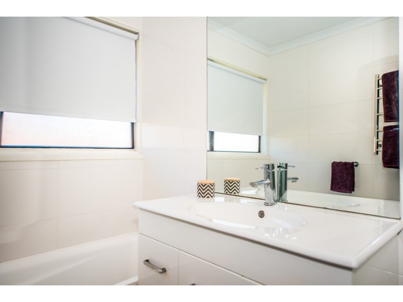 4 Rix Court, Trott Park SA 5158