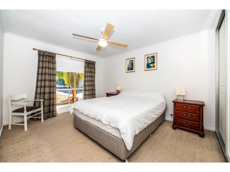 4 Rix Court, Trott Park SA 5158